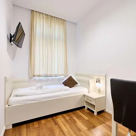 Hotel Western Strasser *